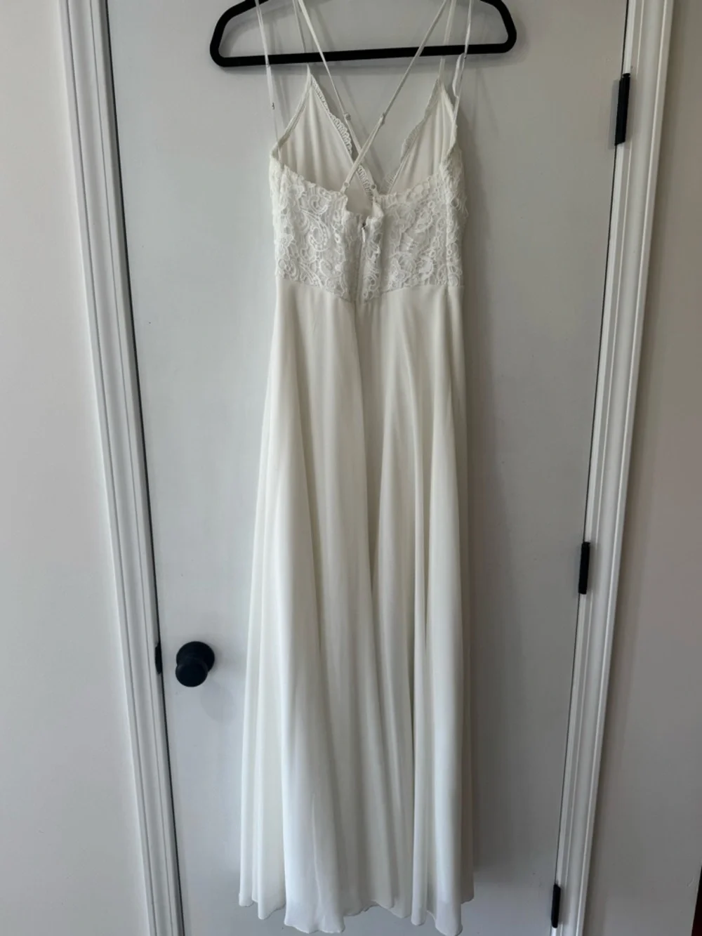 Lulu’s Madalyn White Lace Maxi Dress Small - Picture 6 of 8